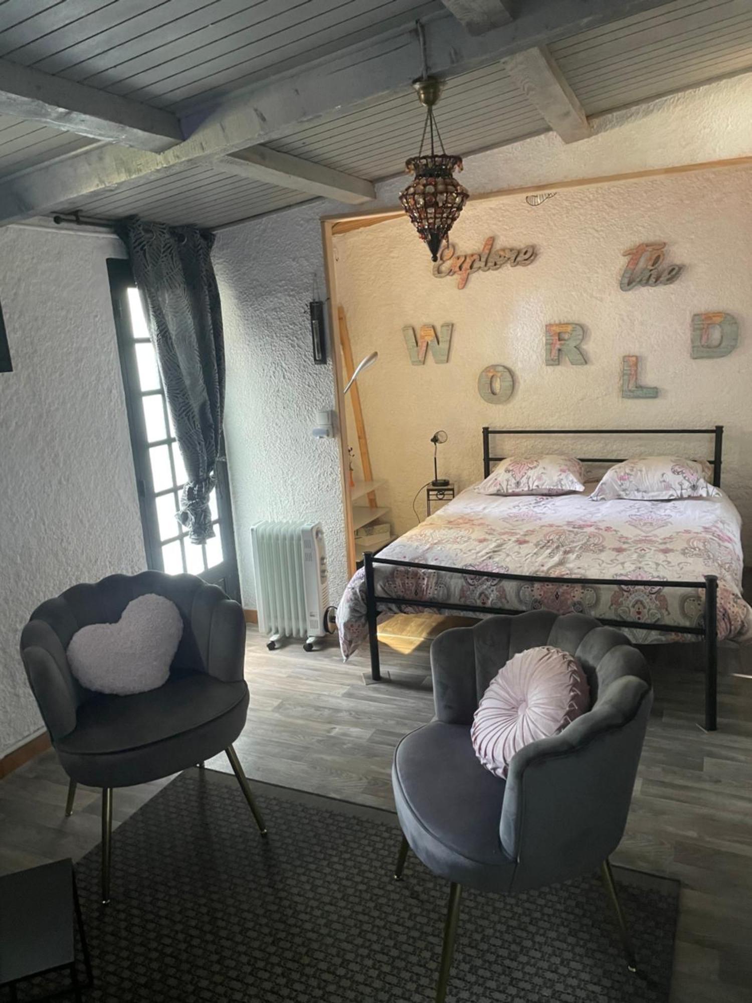 Studio Havre De Paix Au Pont Du Gard Piscine Et Jacuzzi Chez Valerie Payre Vers-Pont-du-Gard Eksteriør bilde